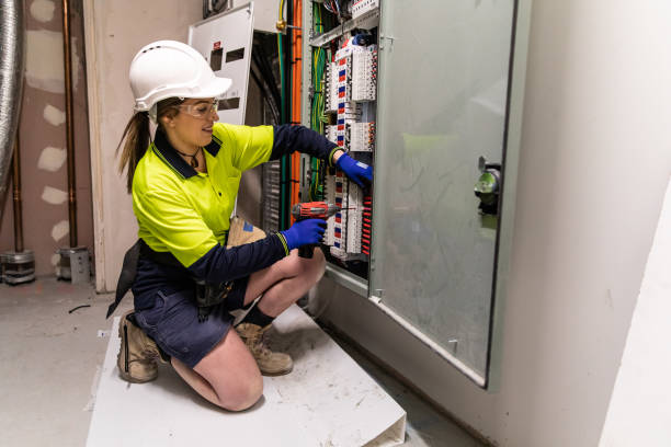 Best Emergency Electrical Repair  in Hugo, MN